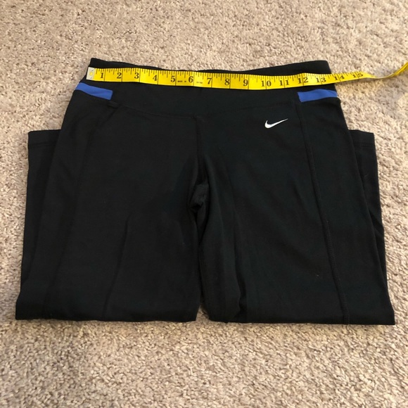 Nike workout capri leggings - Picture 3 of 4